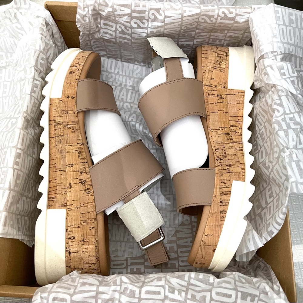 NEW Steve Madden Brenda wedge sandals leather